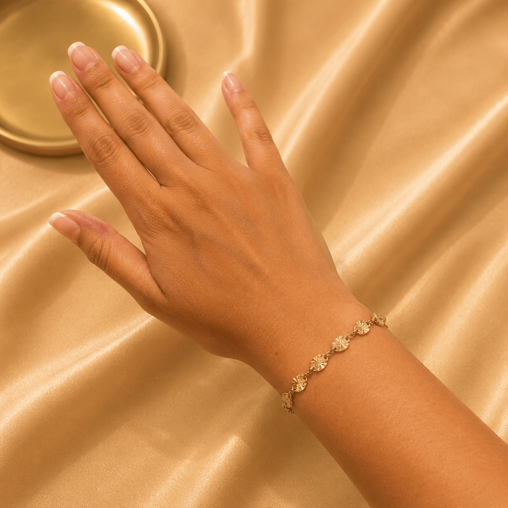 Bracelet Soléa Doré Ajustable Femme — SOLEYNA - SOLEYNA