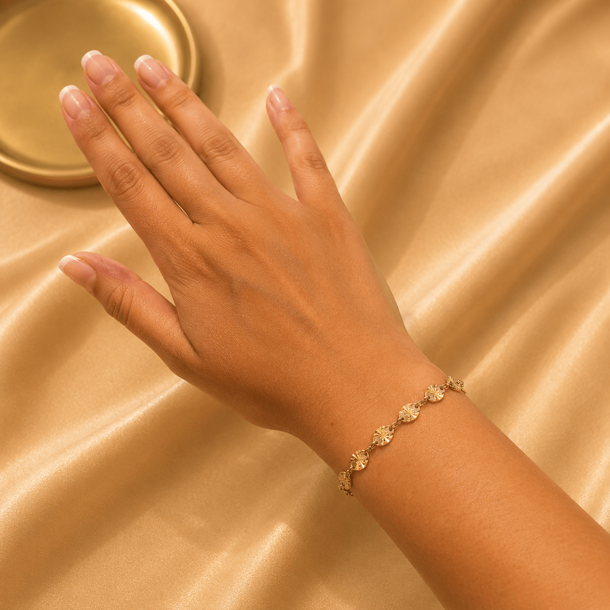 Bracelet Soléa Doré Ajustable Femme — SOLEYNA - SOLEYNA
