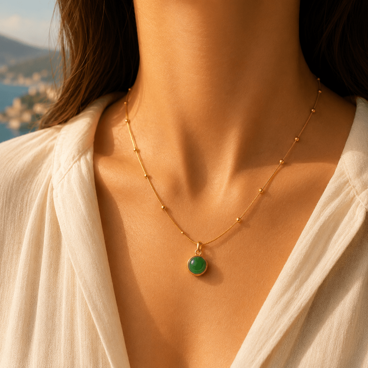 Collier Doré Riviera Émeraude — SOLEYNA - SOLEYNA