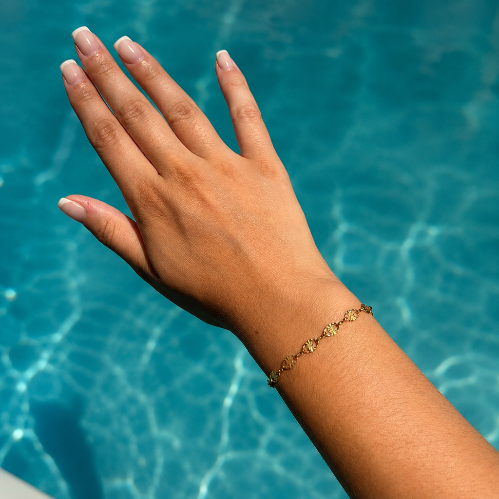 Bracelet Soléa Doré Ajustable Femme — SOLEYNA