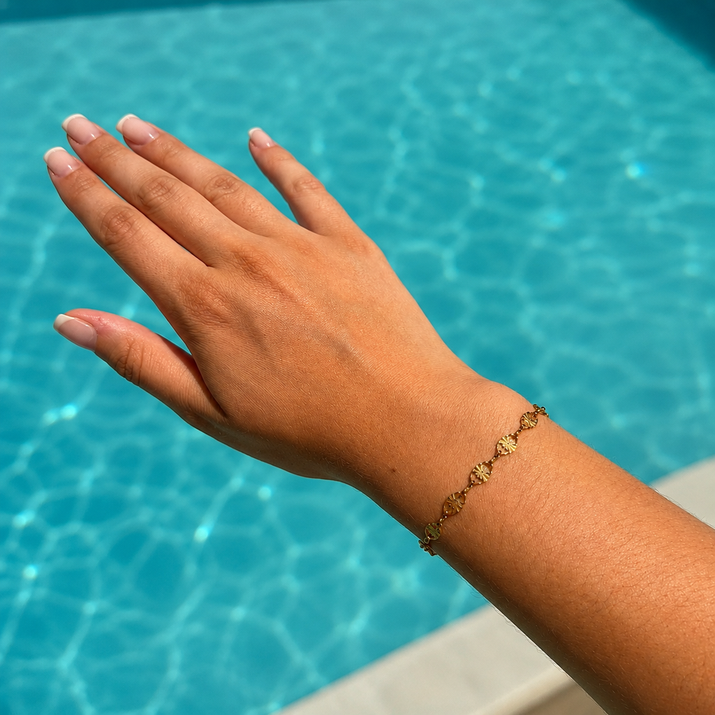 Bracelet Soléa Doré Ajustable Femme — SOLEYNA